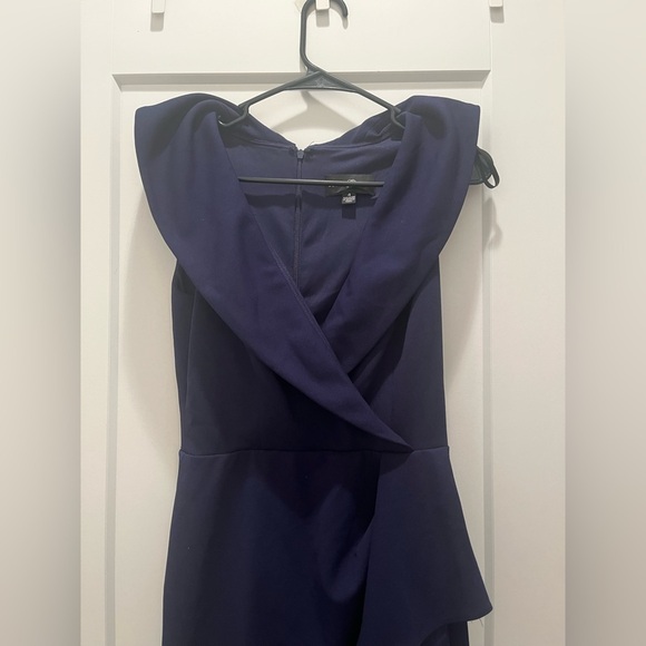 Betsy‎ & Adam Ruffled Tulip-Hem Sheath Dress size 4 - Picture 5 of 6